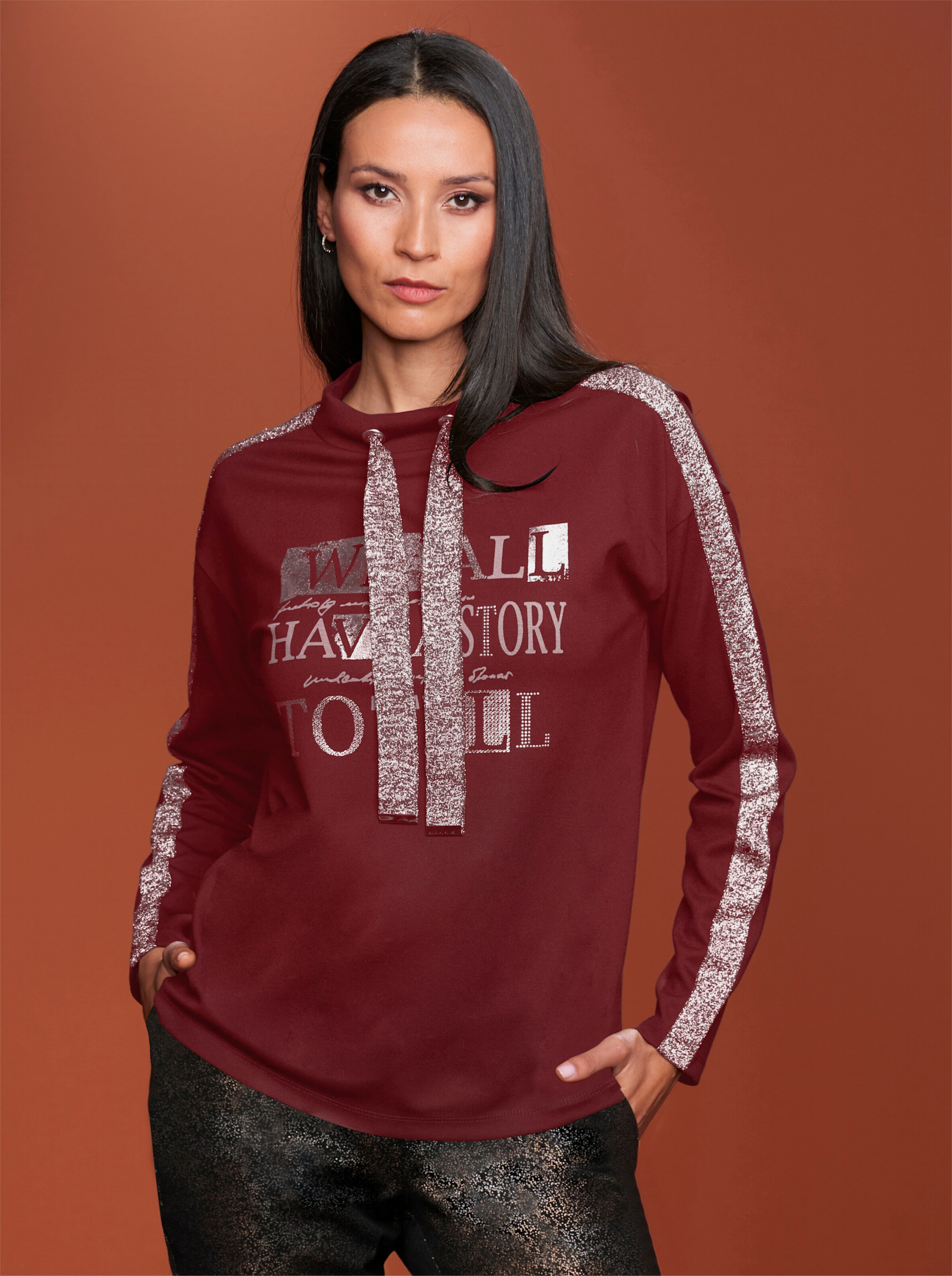 Sweatshirt