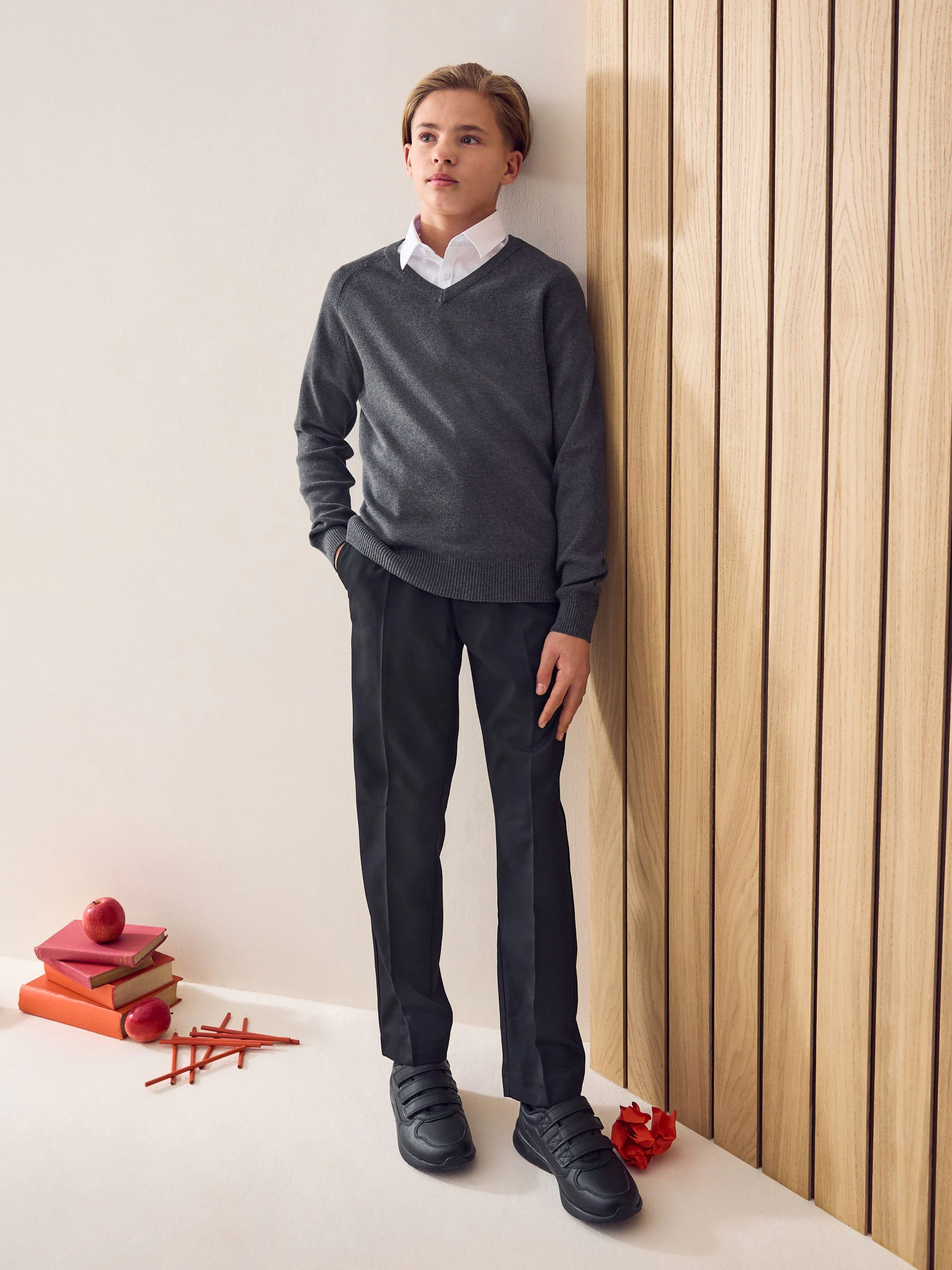 Zwart - Schoolbroek met geplooide voorkant (3-17 jr)