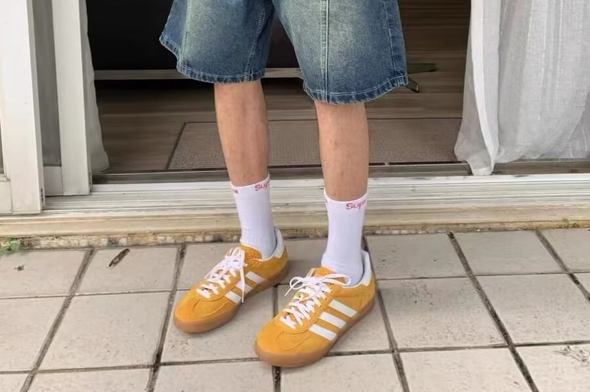 Double White - Mid Rise Washed Jorts