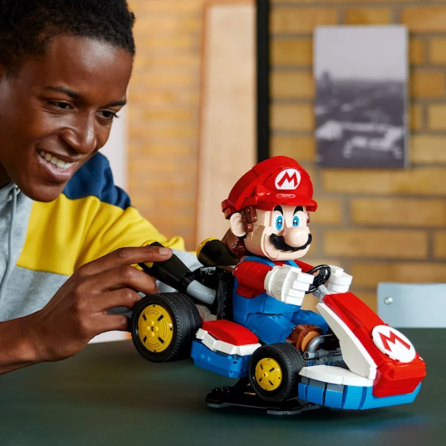 Mario Kart™: Mario og Standard Kart LEGO® Super Mario (72037)