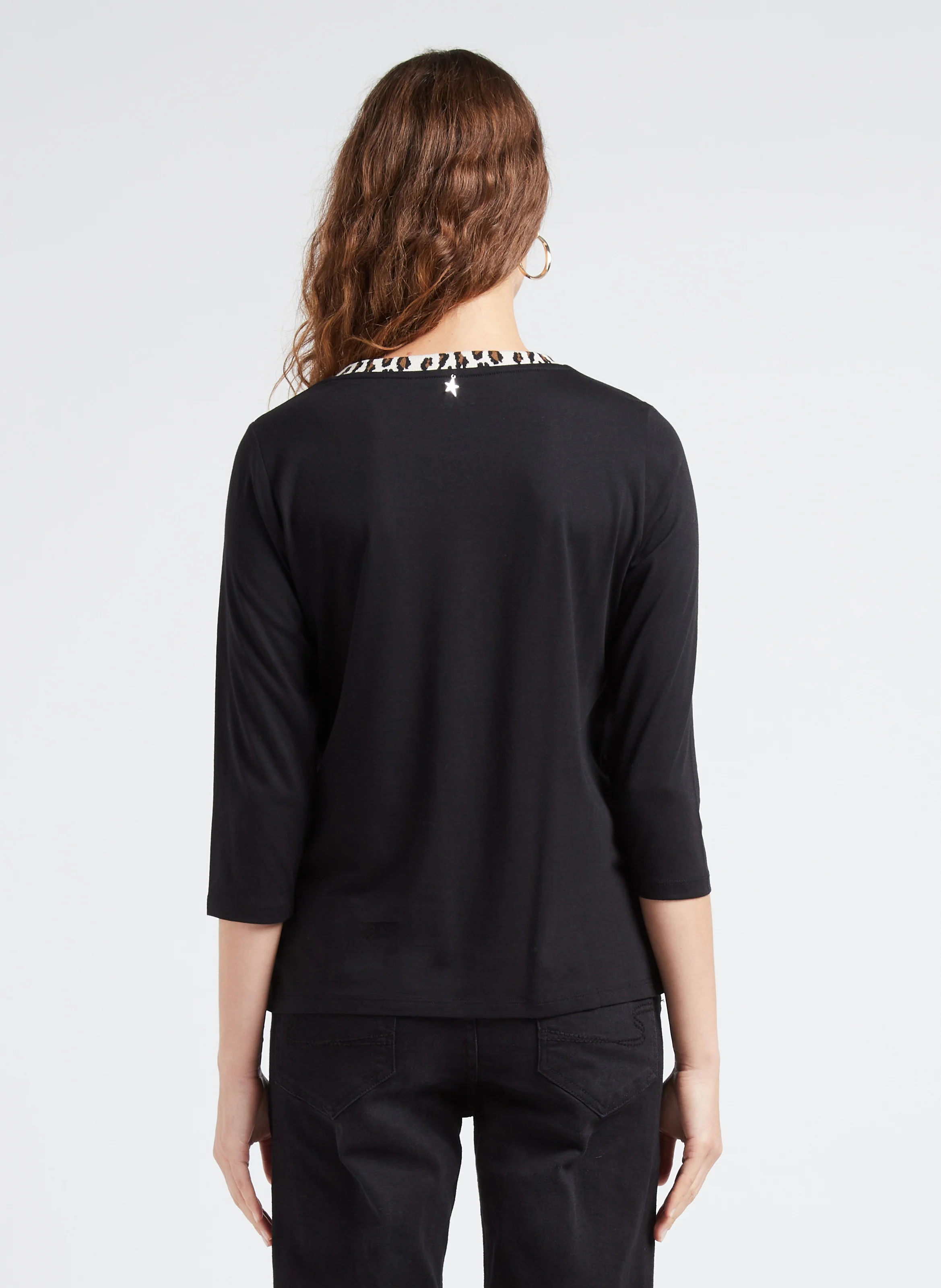 THILDA - Tee-shirt col rond en coton mélangé | Noir