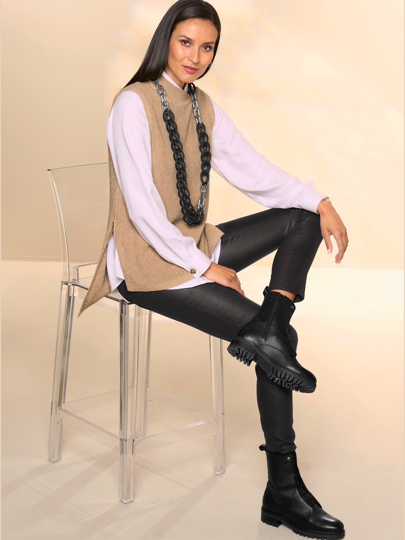 Débardeur en tricot col montant tendance