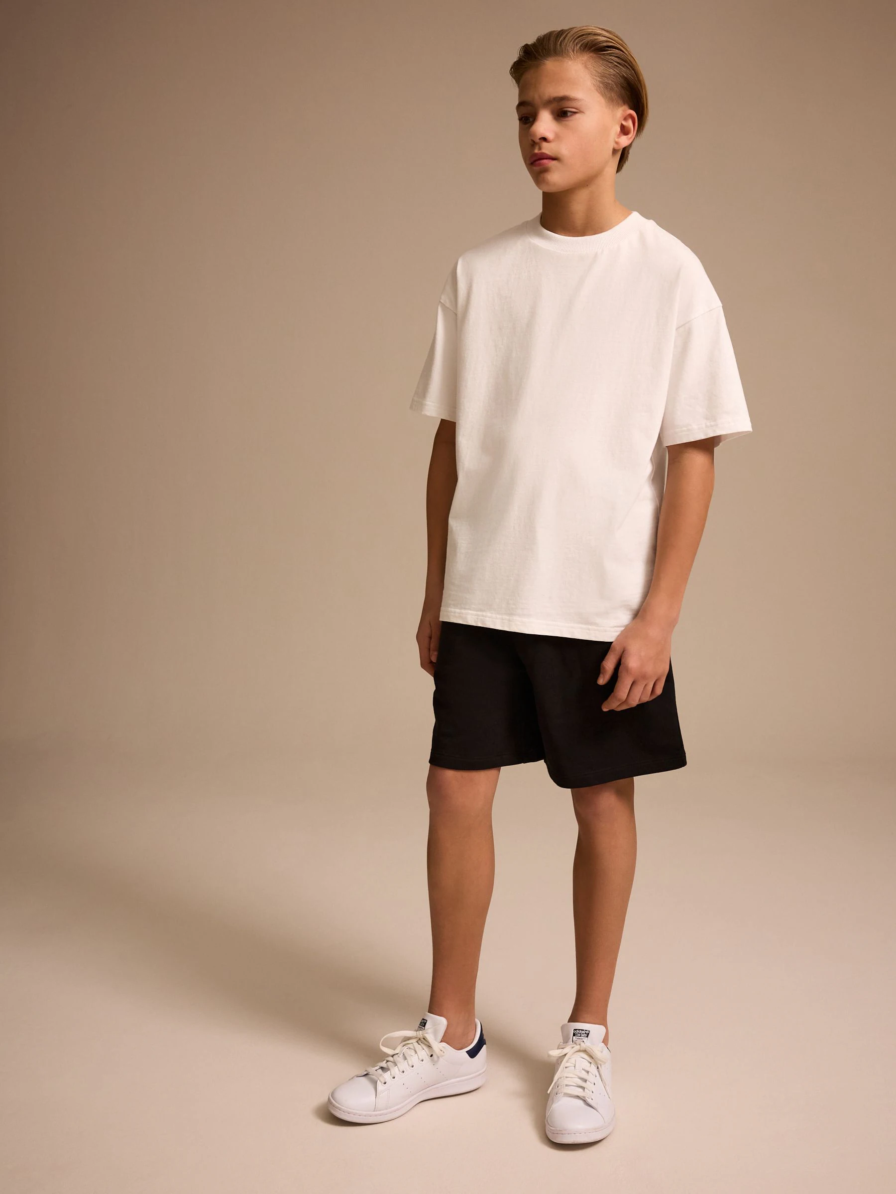 Zwart - Basic short (3-16jr)