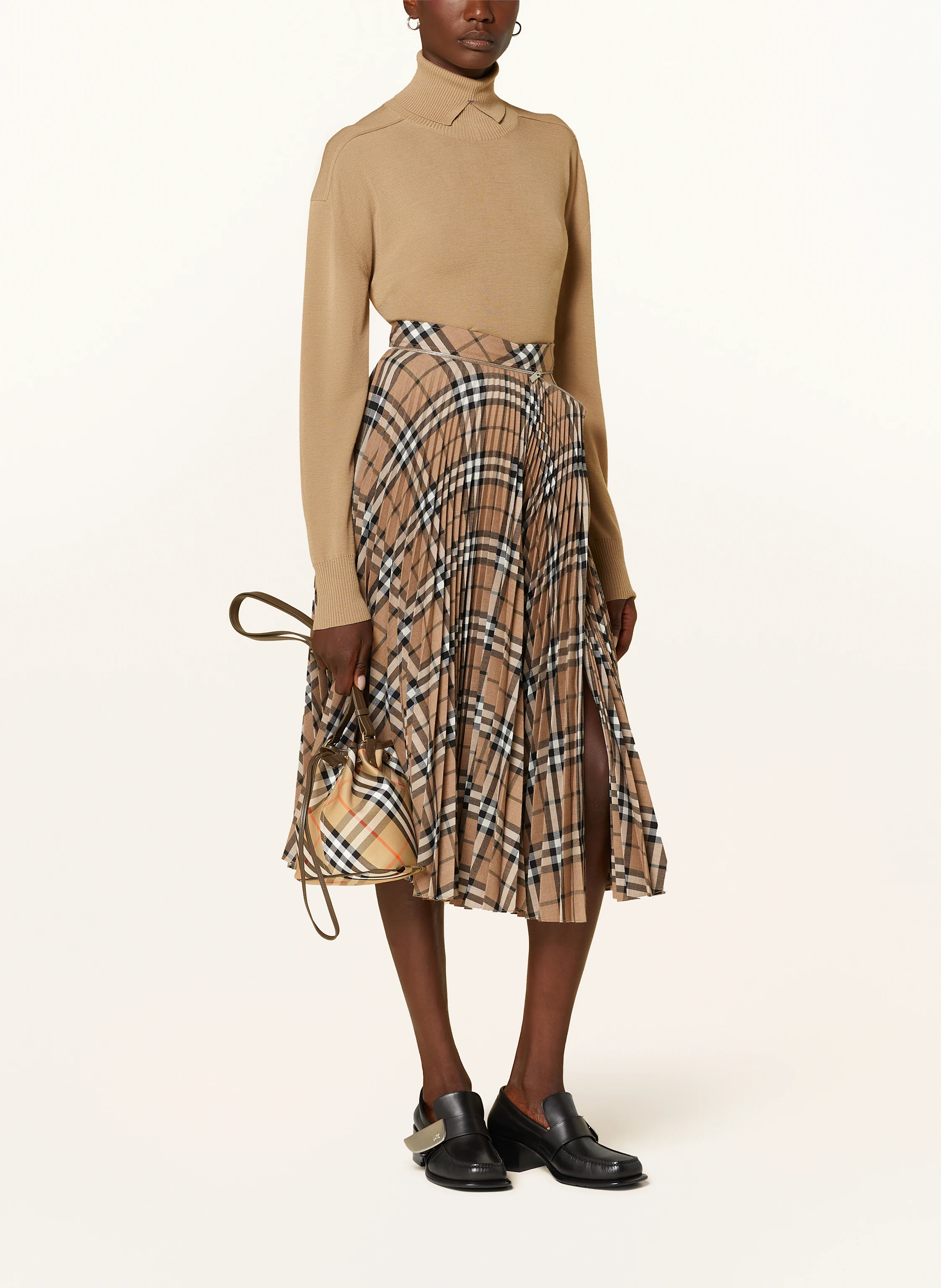BURBERRY Beuteltasche
