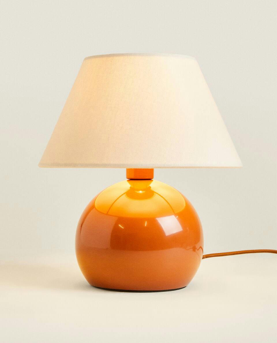 LUMINÁRIA NA COR TERRACOTA
