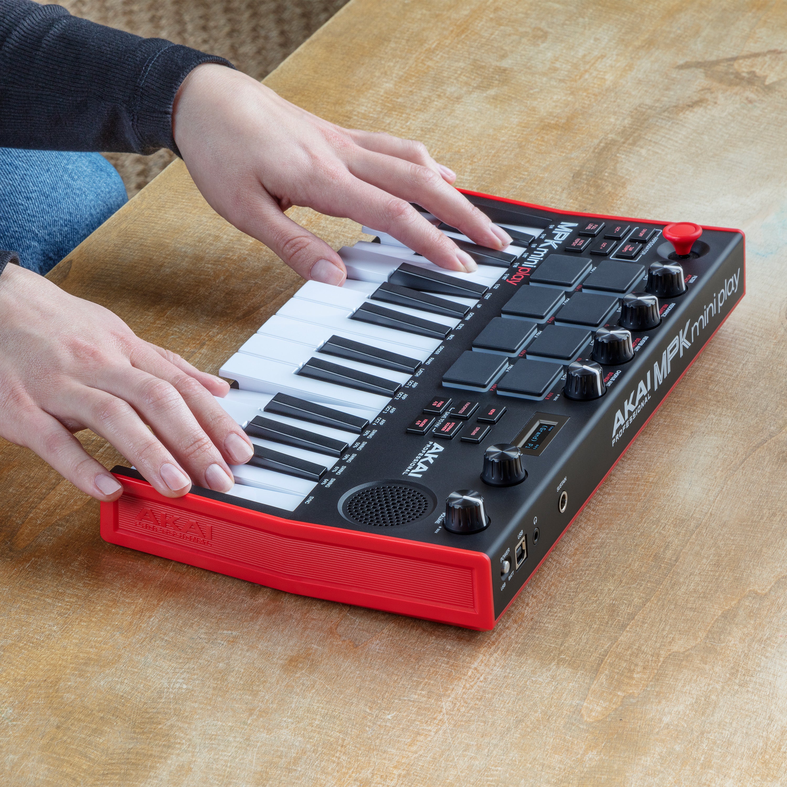 Akai Professional MPK Mini Play MK3 USB/MIDI keyboard