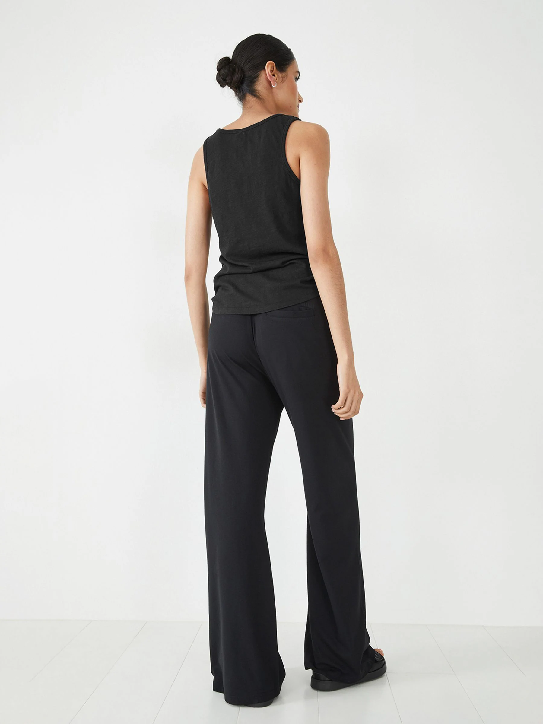 Zwart - Hush Amie joggingbroek met wijde pijpen