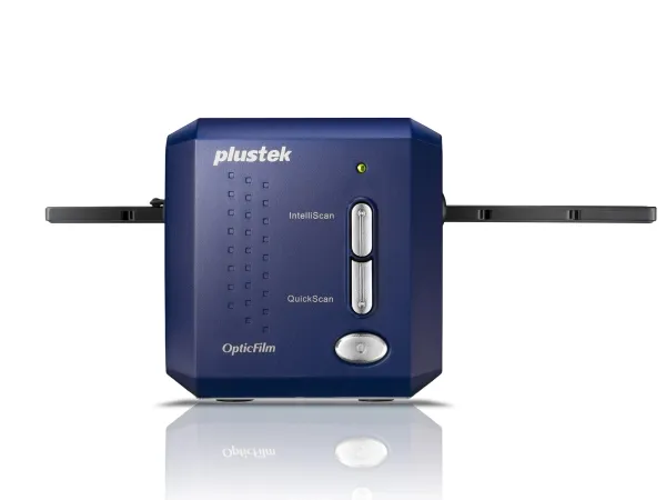 Plustek OpticFilm 8100 - Filmscanner (35 mm) - CCD - 35 mm film - 7200 dpi x 7200 dpi - USB 2.0
