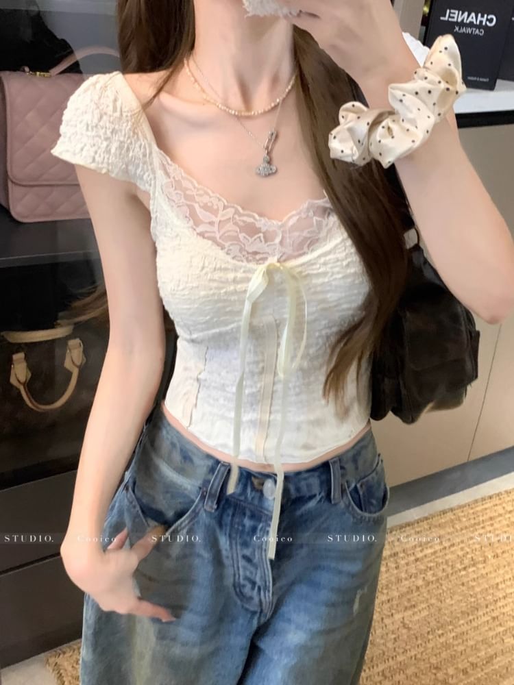 Secolo - Blouse met korte mouwen, ronde hals, kanten rand en strik