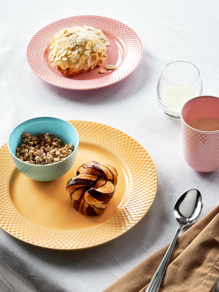 Lyngby Porcelæn  Rhombe Color krus, rosa - 33 cl.