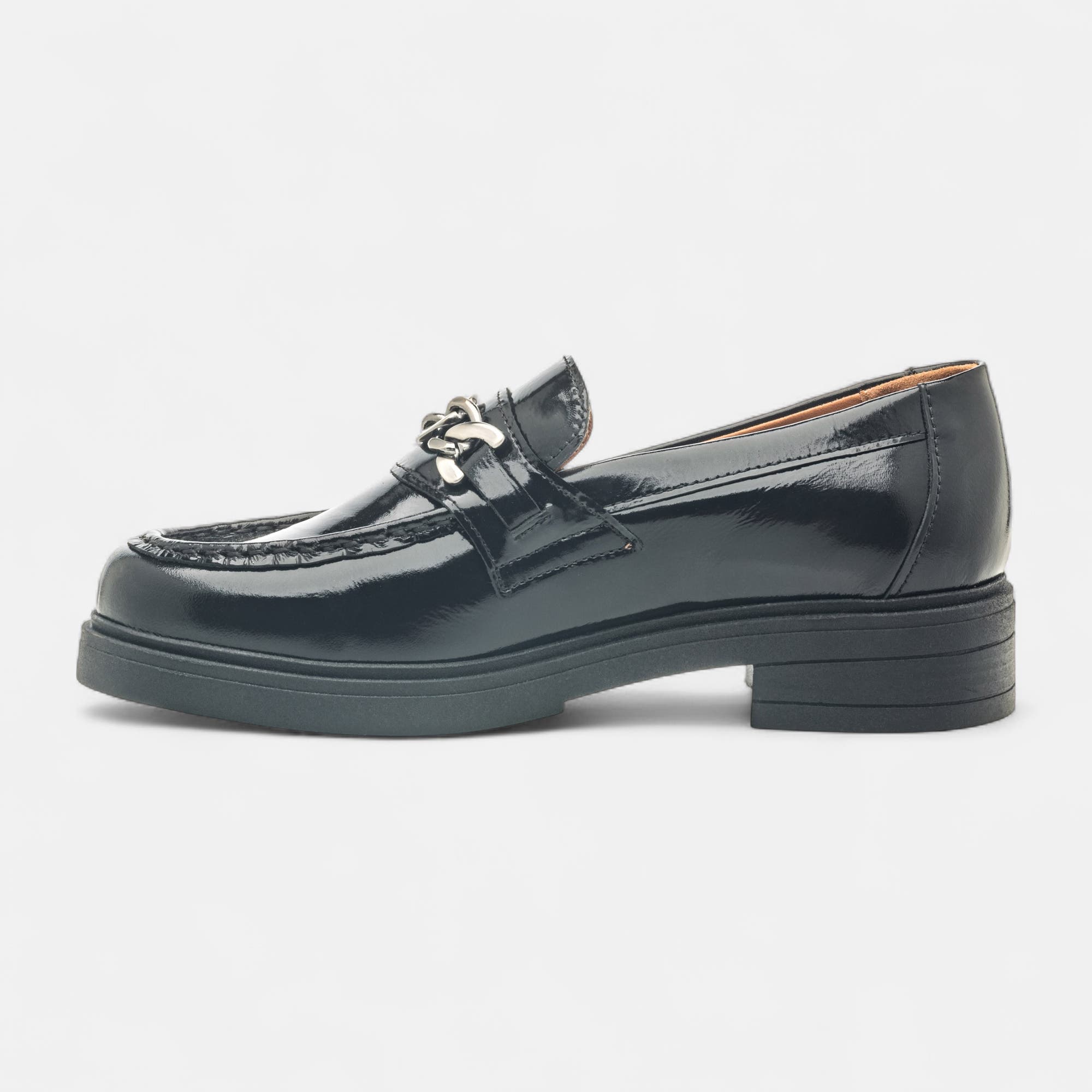 Mocassins Femme en cuir noir vernis