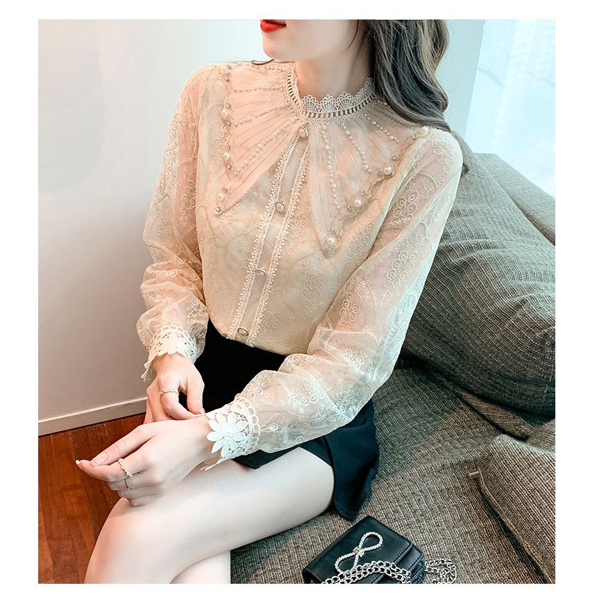 Isaaca - Blouse met lange mouwen en col, imitatieparels en kanten afwerking van chiffon