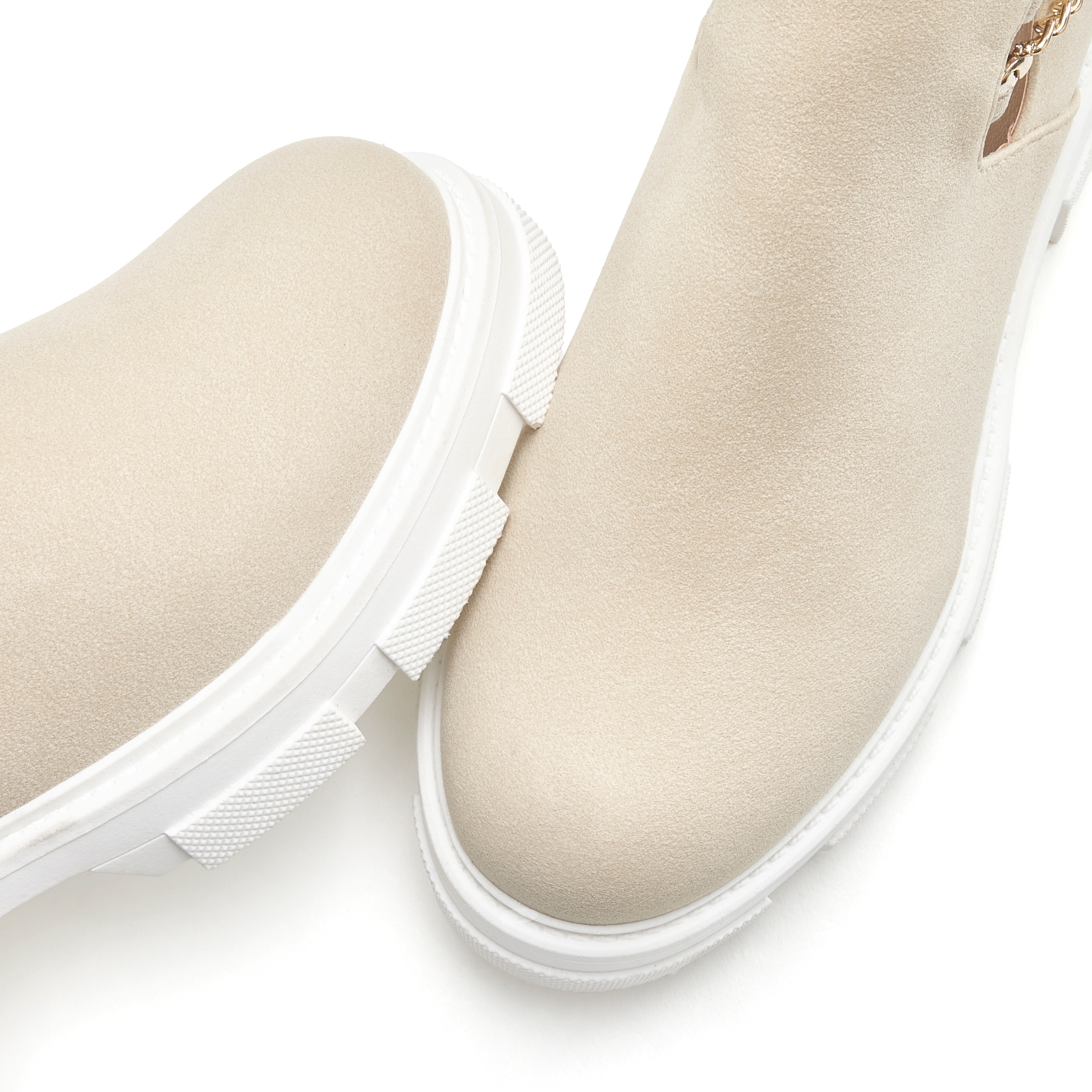 LASCANA Chelseaboots  mit modischem Ketten-Detail, Ankle Boots, Stiefelette