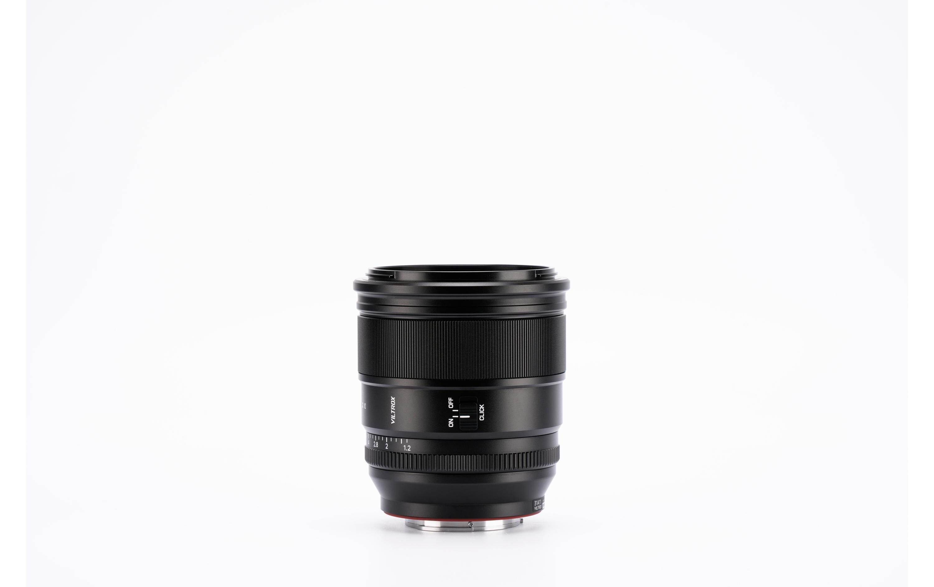 Festbrennweite AF 27mm F/1.2 Pro – Sony E-Mount<br>APS-C-Objektiv mit grosser Blende und Autofokus für Sony