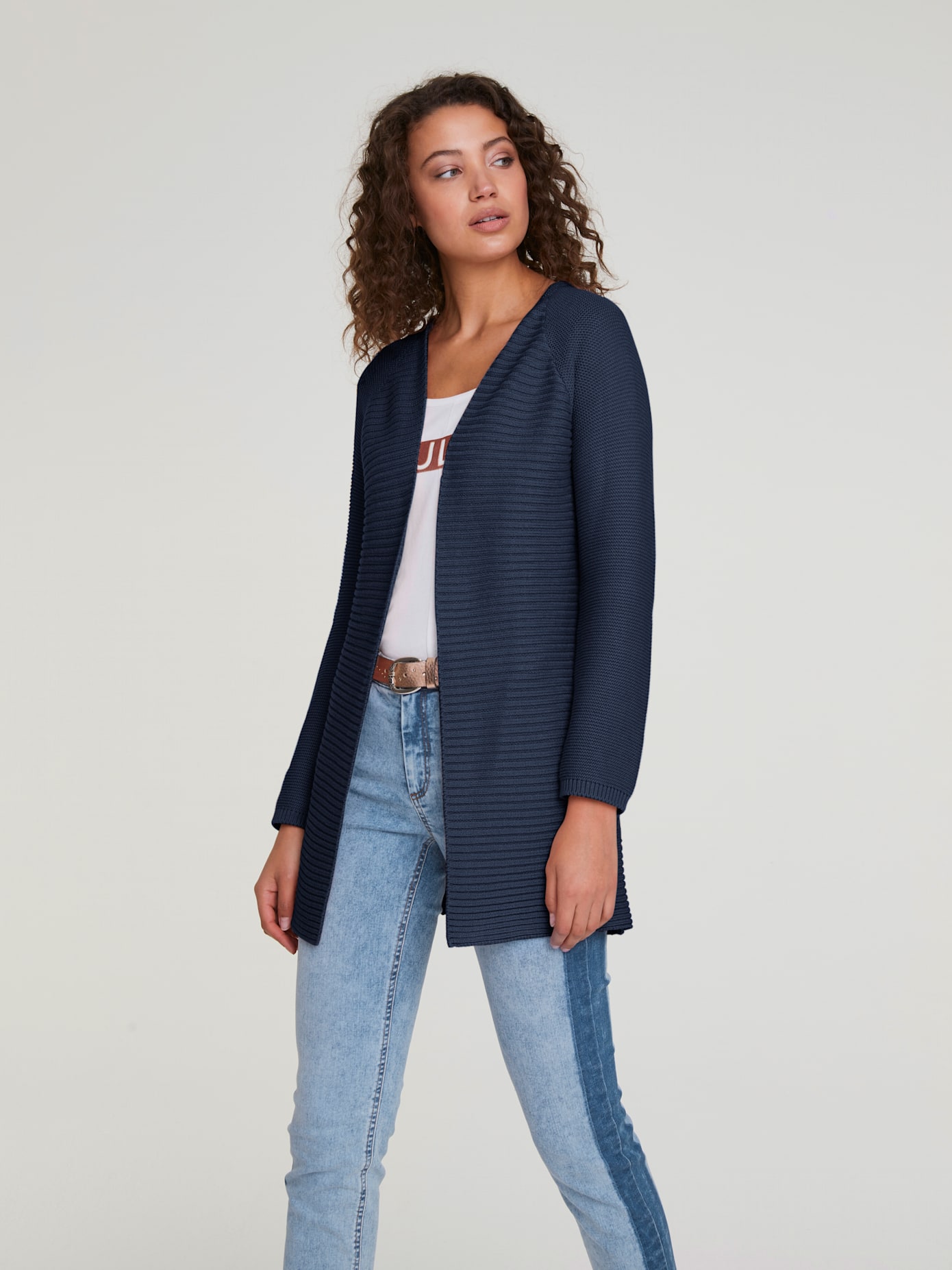 Veste en tricot style cardigan