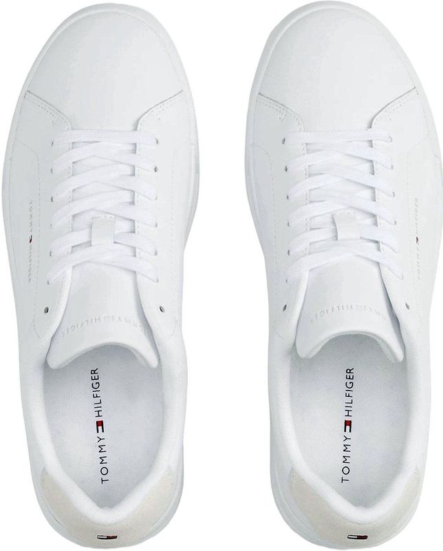 Tommy Hilfiger - TH Court LTH Detail ESS - Sneakers - Wit/Fris Blauw - Leer
