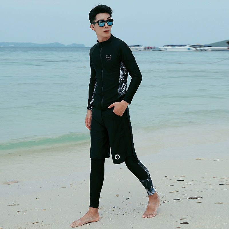 Oceanid - Matching set voor koppels: rashguardjack met bladprint + zwembroek