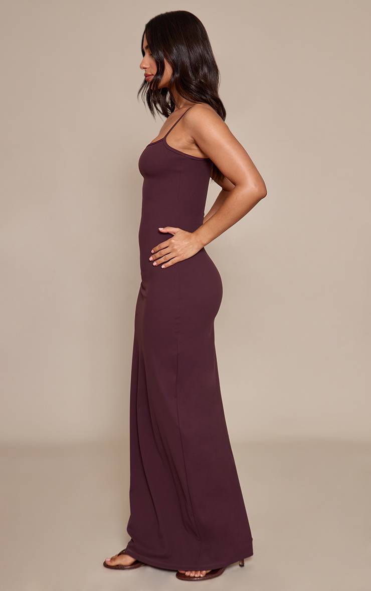 Chocolat Robe Longue Sculptante À Bretelles Contour Petite Taille