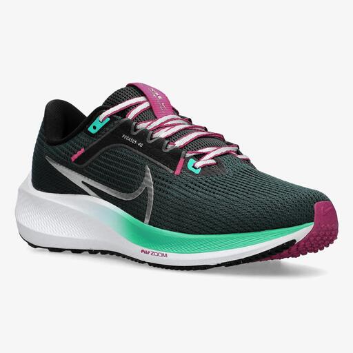 Nike Air Zoom Pegasus 40