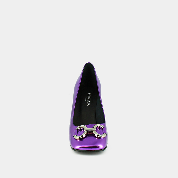 Escarpins à boucles argentées  en cuir metallisé violet