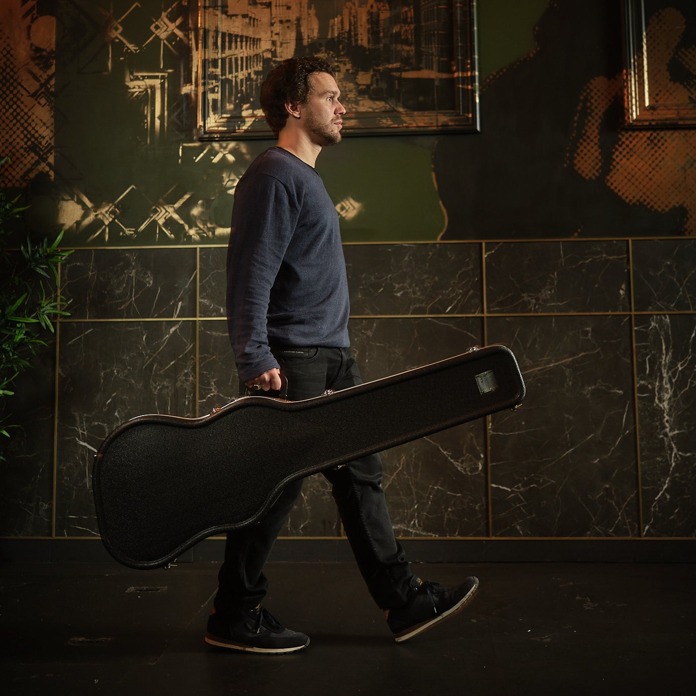 Fazley Protecc ABBK ABS koffer voor J- & P-stijl elektrische basgitaar zwart