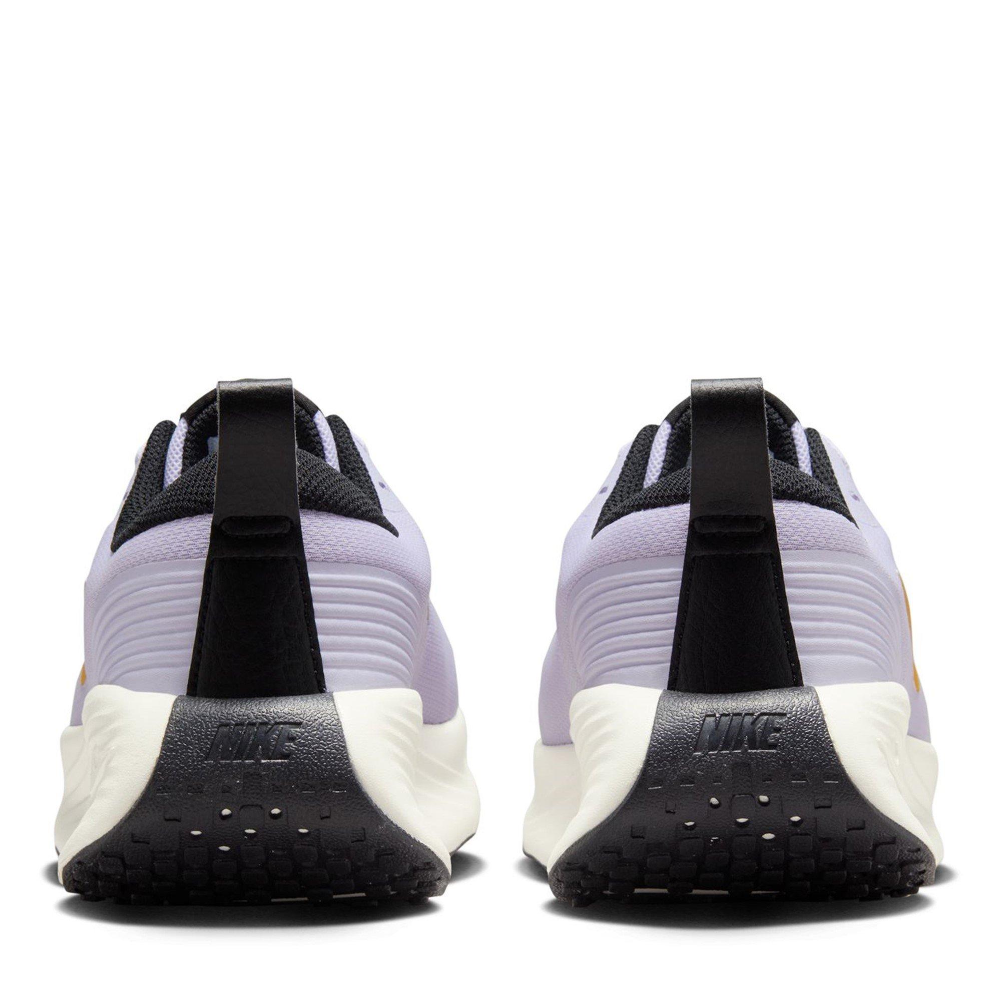Nike Promina