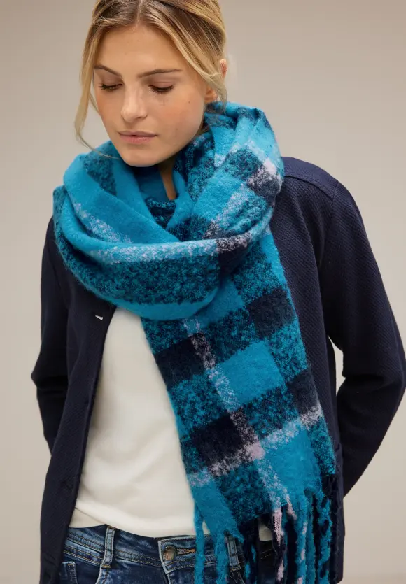 Cosy Karoschal mit Fransen - light aquamarine blue