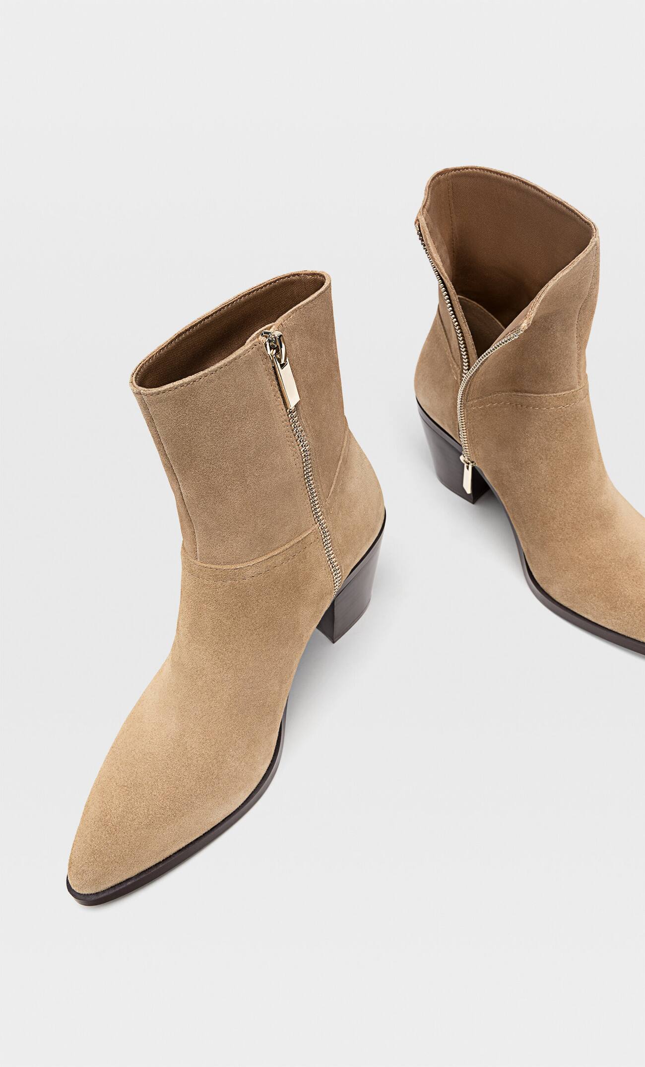 Botas de cano curto em camurça estilo rústico
