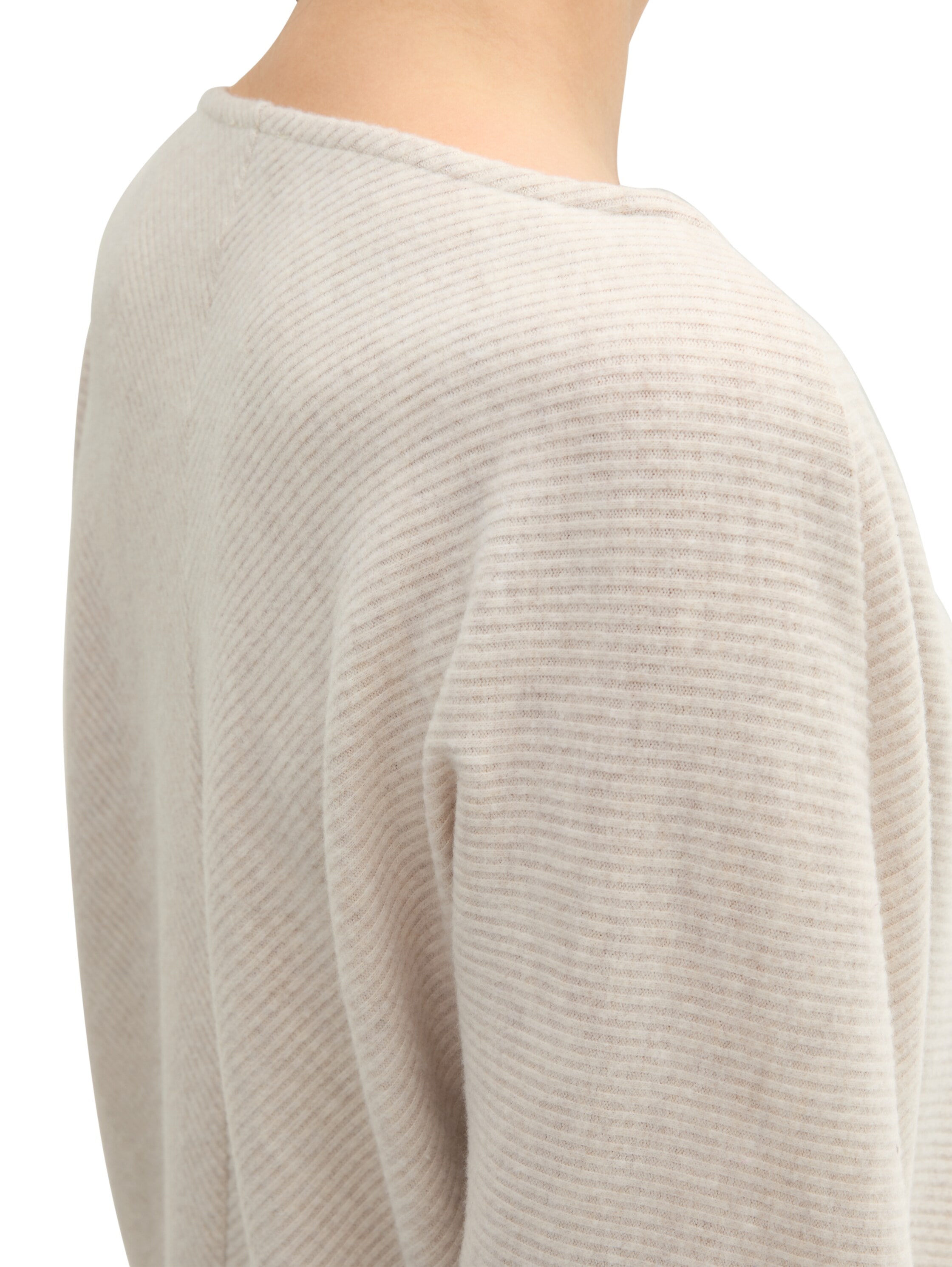 TOM TAILOR Fledermausshirt , mit Rundhalsausschnitt und Struktur-Optik