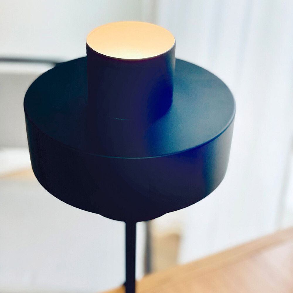 BORDSLAMPE DYBERG LARSEN STOKE SVART