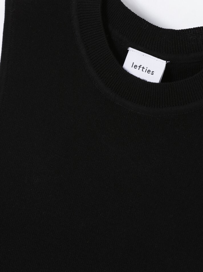 Blusa básica de malha - Preta