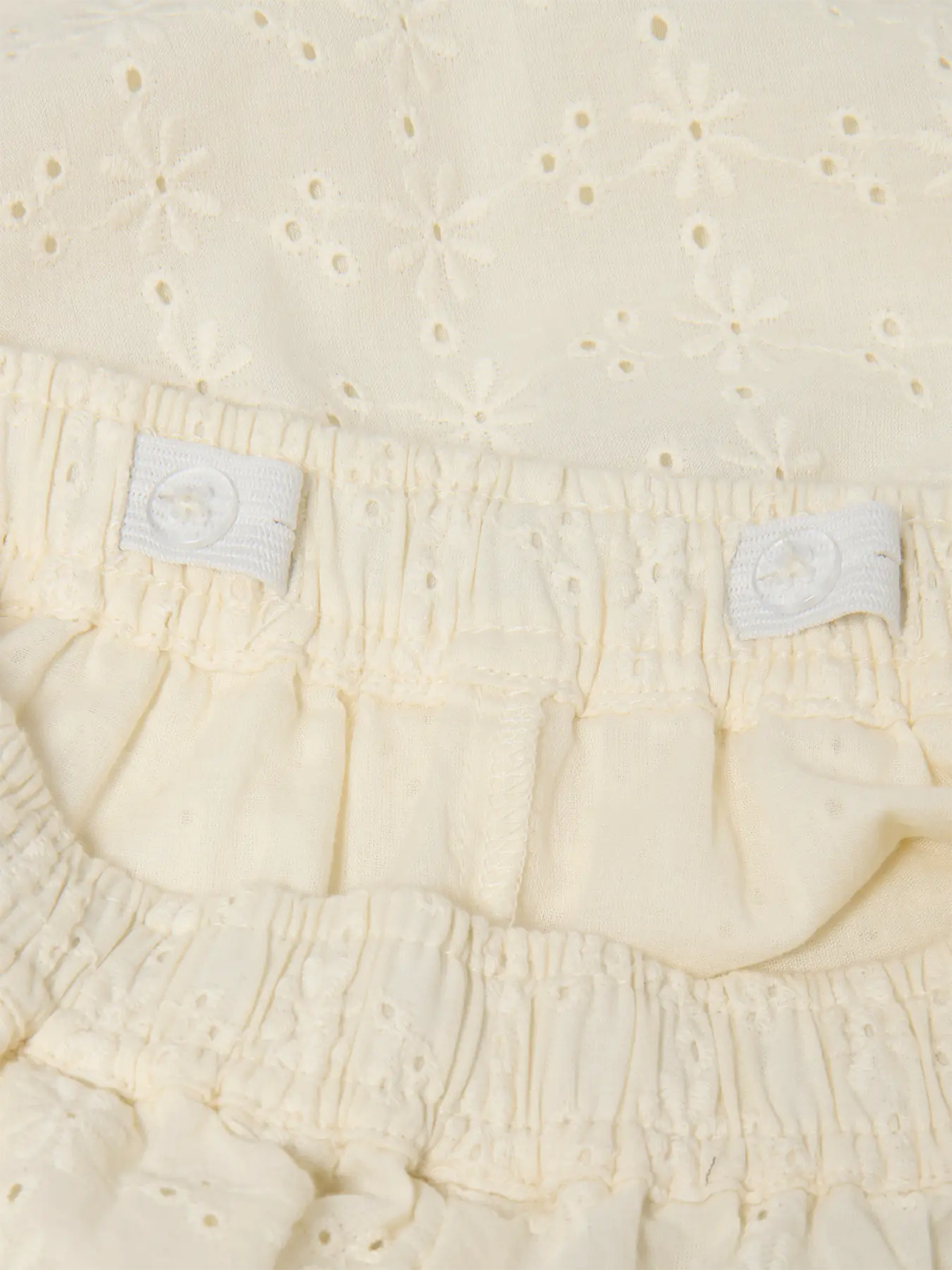 Margot Life Embroidery Shorts Woven