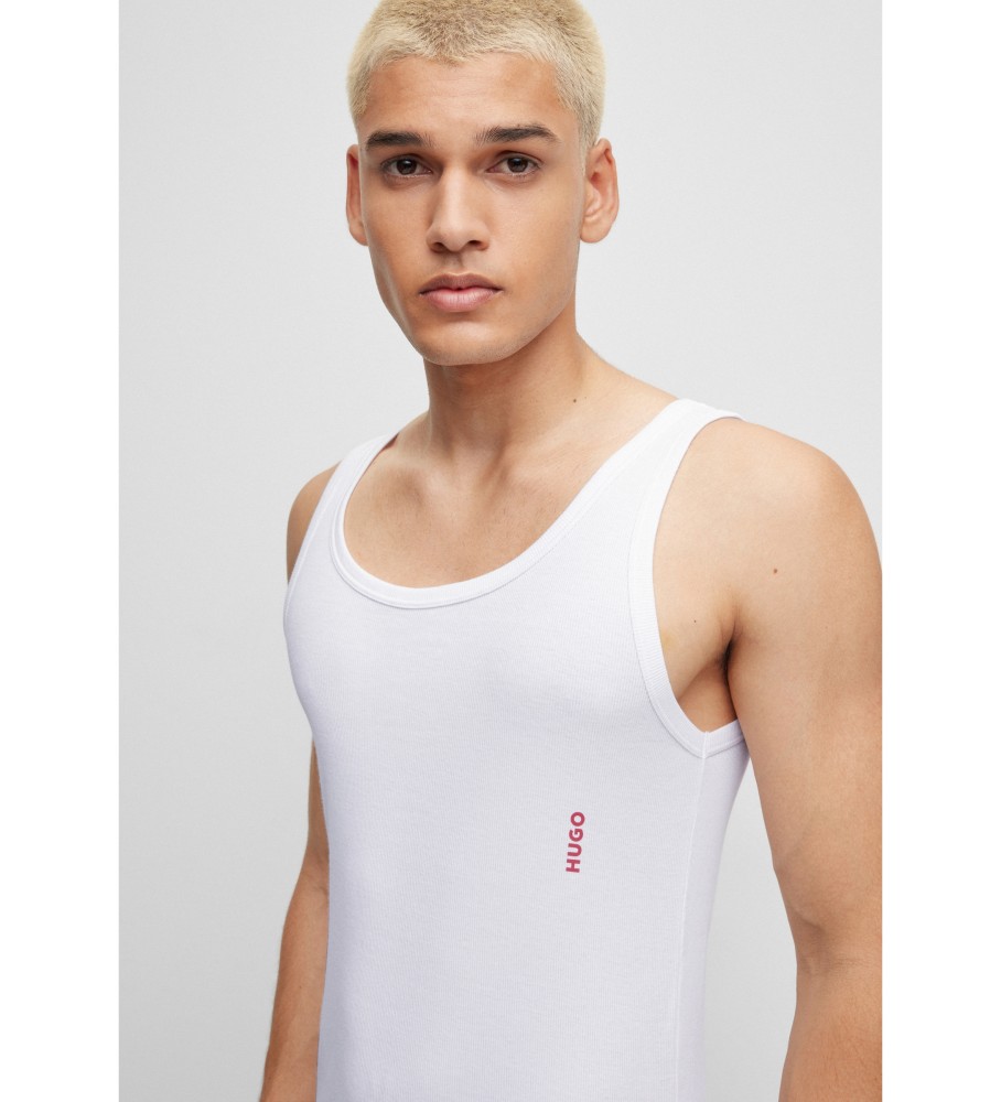 Conjunto de 2 camisetas brancas com o logotipo da HUGO