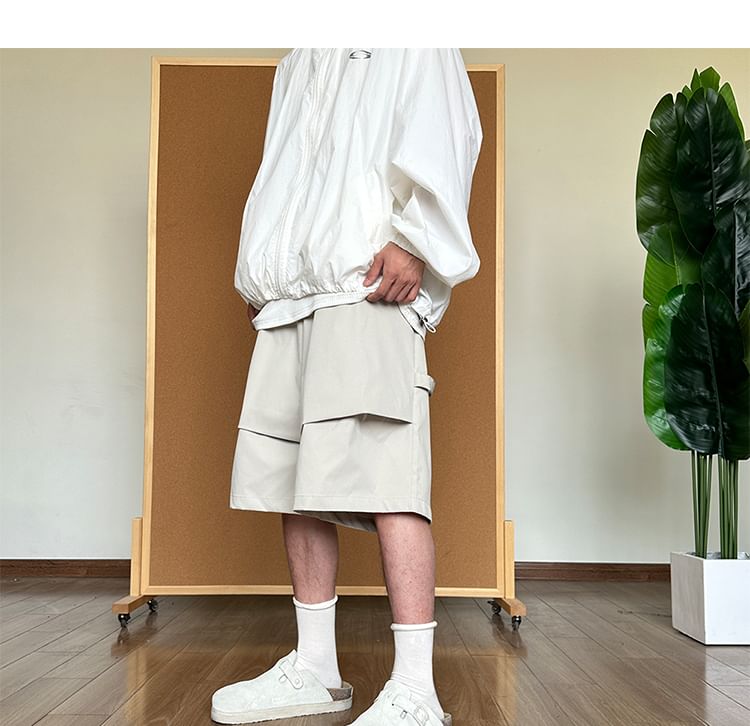 VEAZ - Mid Rise Plain Cargo Shorts