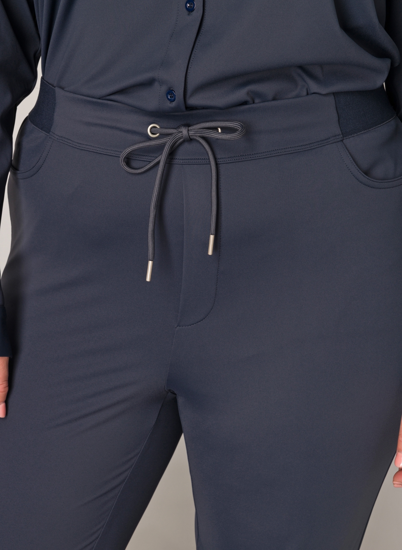 Base Level Curvy Stoffhose »Liana«  Sommerhose mit Stretch und Kordelzug, im Jeggings-Style