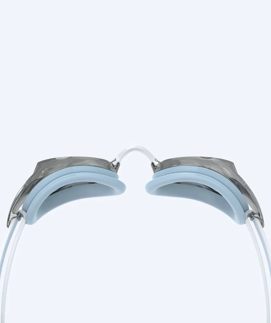 Speedo Elite svømmebriller til damer - Vanquisher 3.0 Mirrored - Lyseblå/sølv