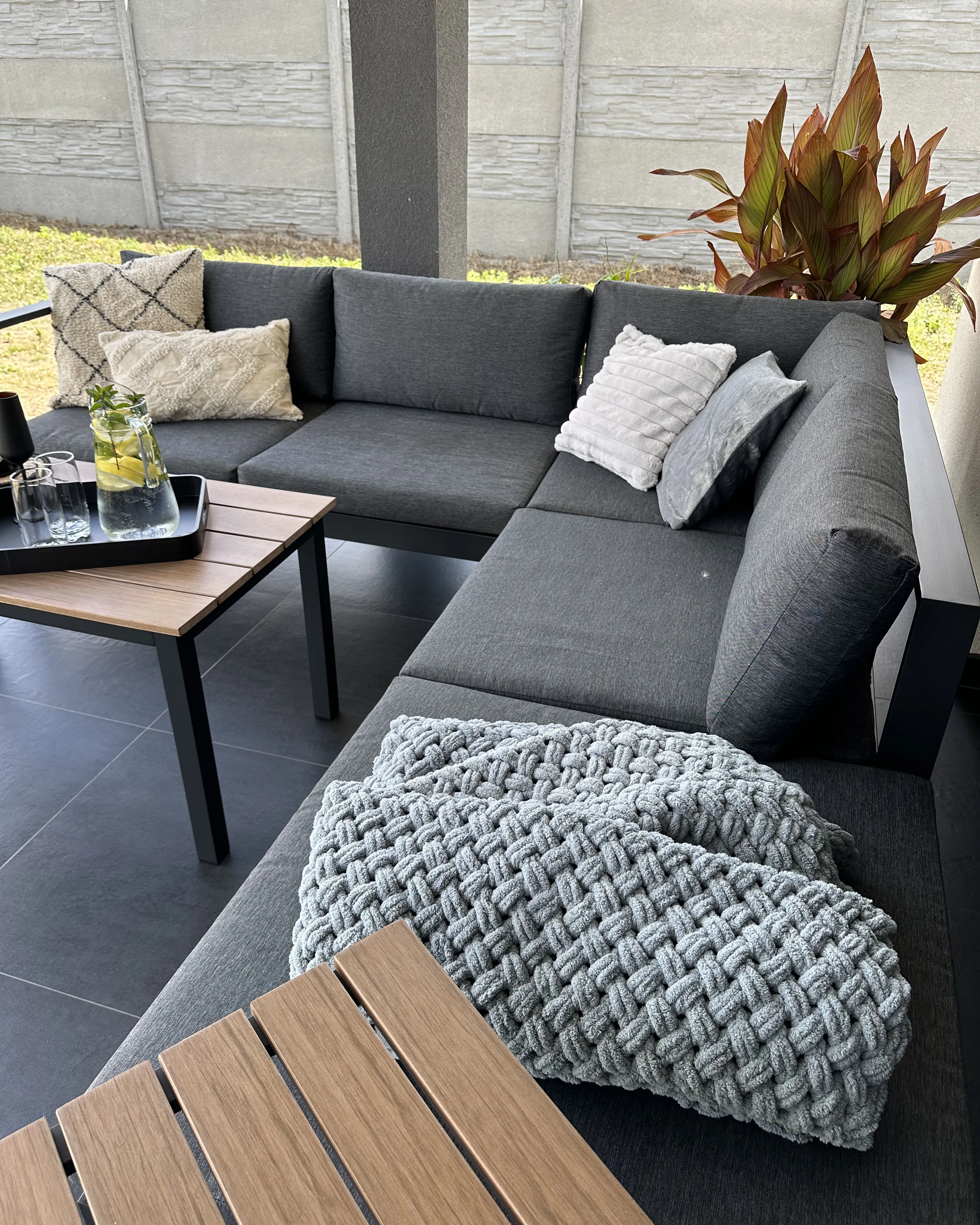 Tuin hoekloungeset met tafel 5-zits MESSINA linkszijdig Metaal Zwart