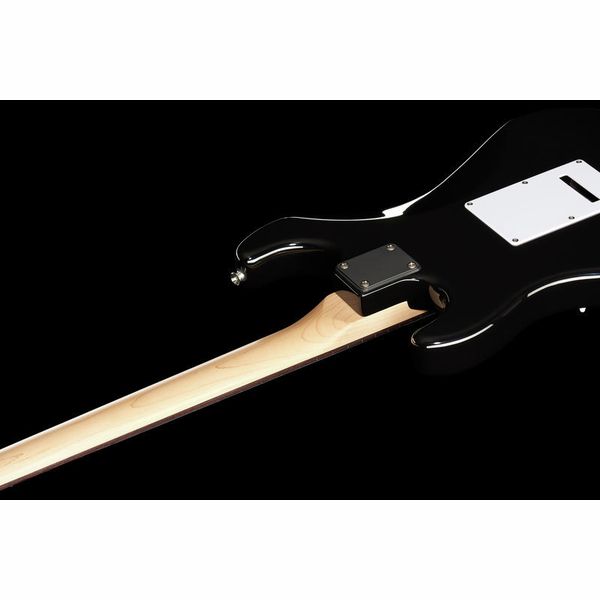 Harley Benton ST-20 BK E-Gitarre