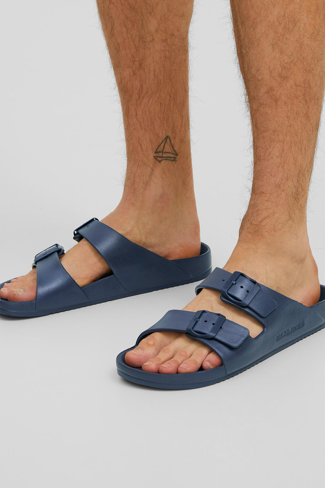Sandalias slip on monocolor - marinho