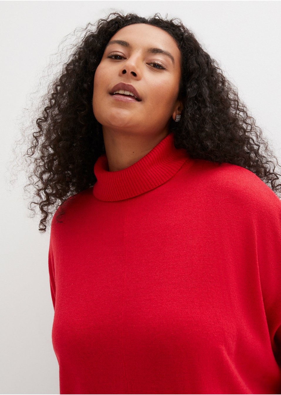 Pull-poncho oversize de coupe asymétrique