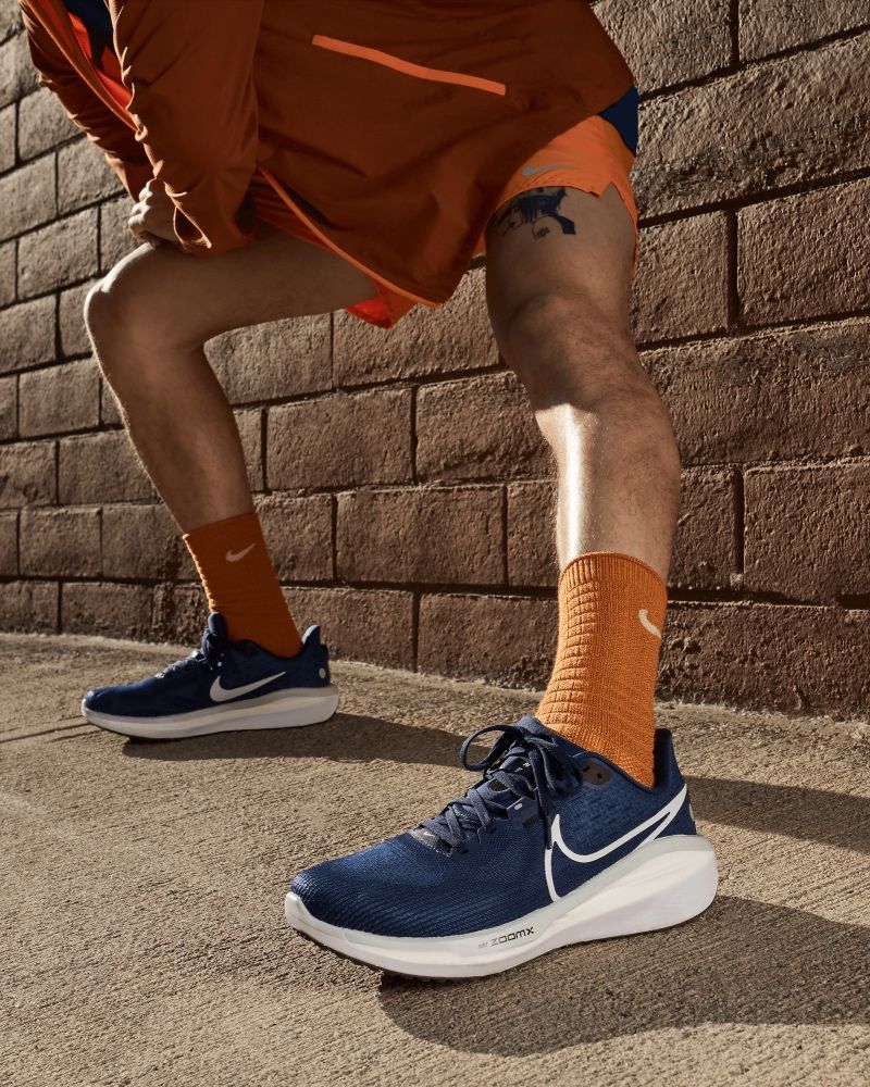 Chaussures de running Nike Vomero 17 Bleu Marine pour homme