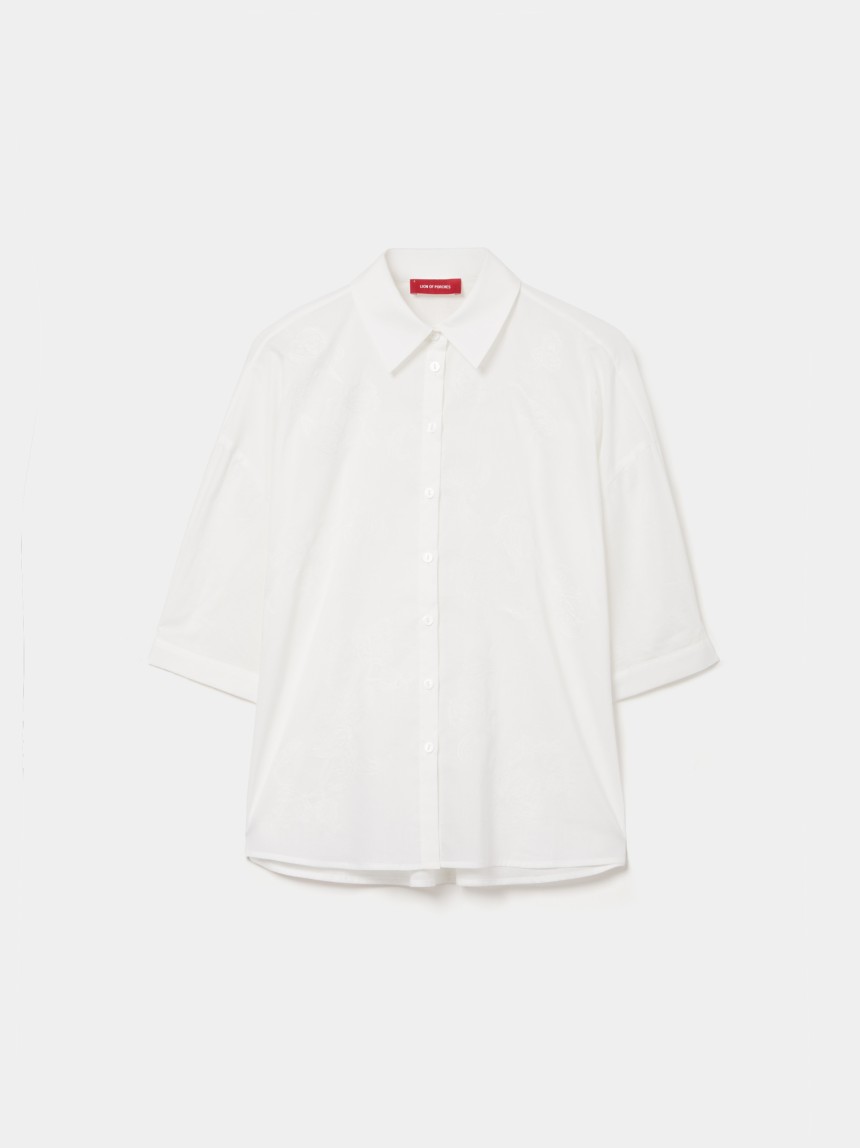 Camisa de manga curta com bordado floral