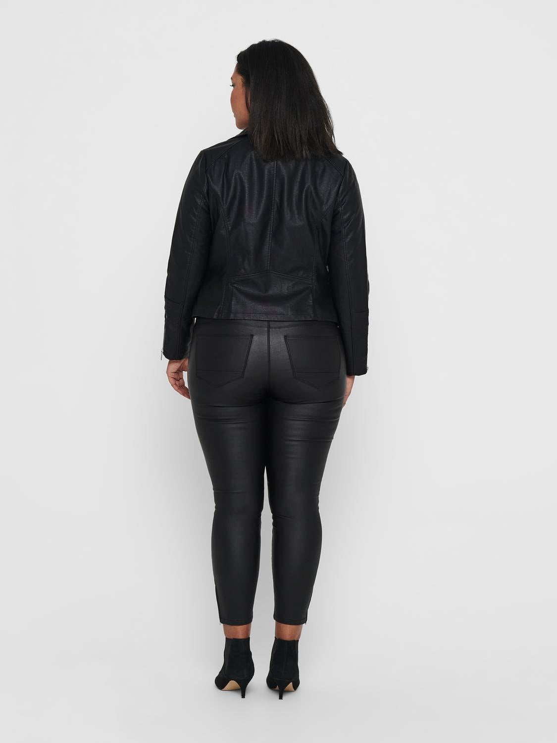 CAREMMY Bikerjacke in Lederoptik Black