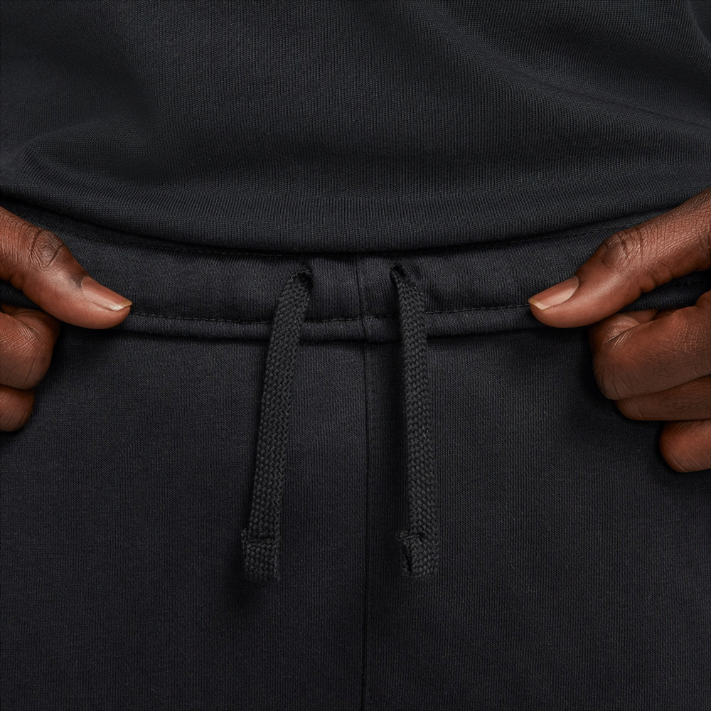 Nike Sportswear Standard Issue Jogginghose Herren schwarz