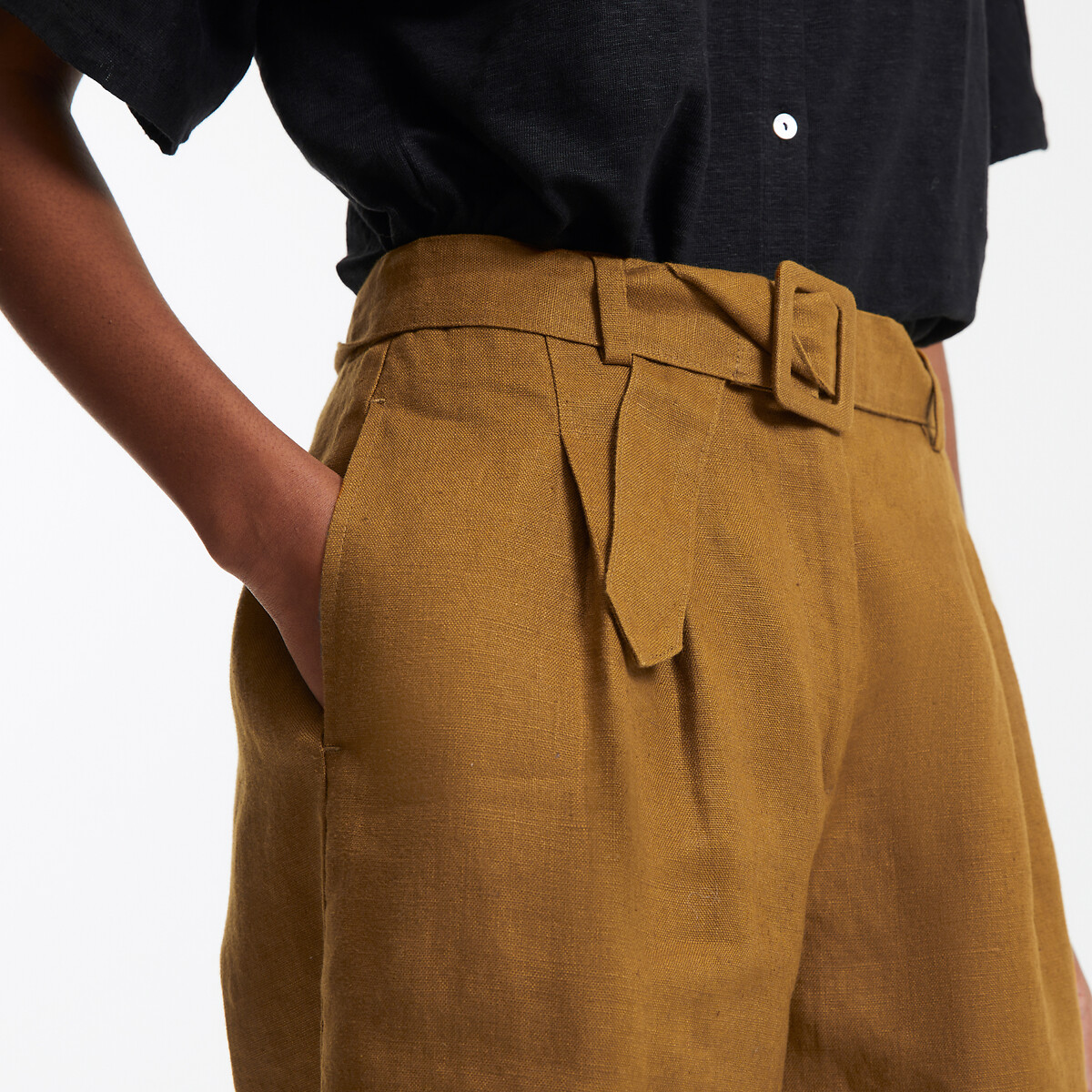 COLEÇÕES LA REDOUTE<br>Shorts de linho com pregas