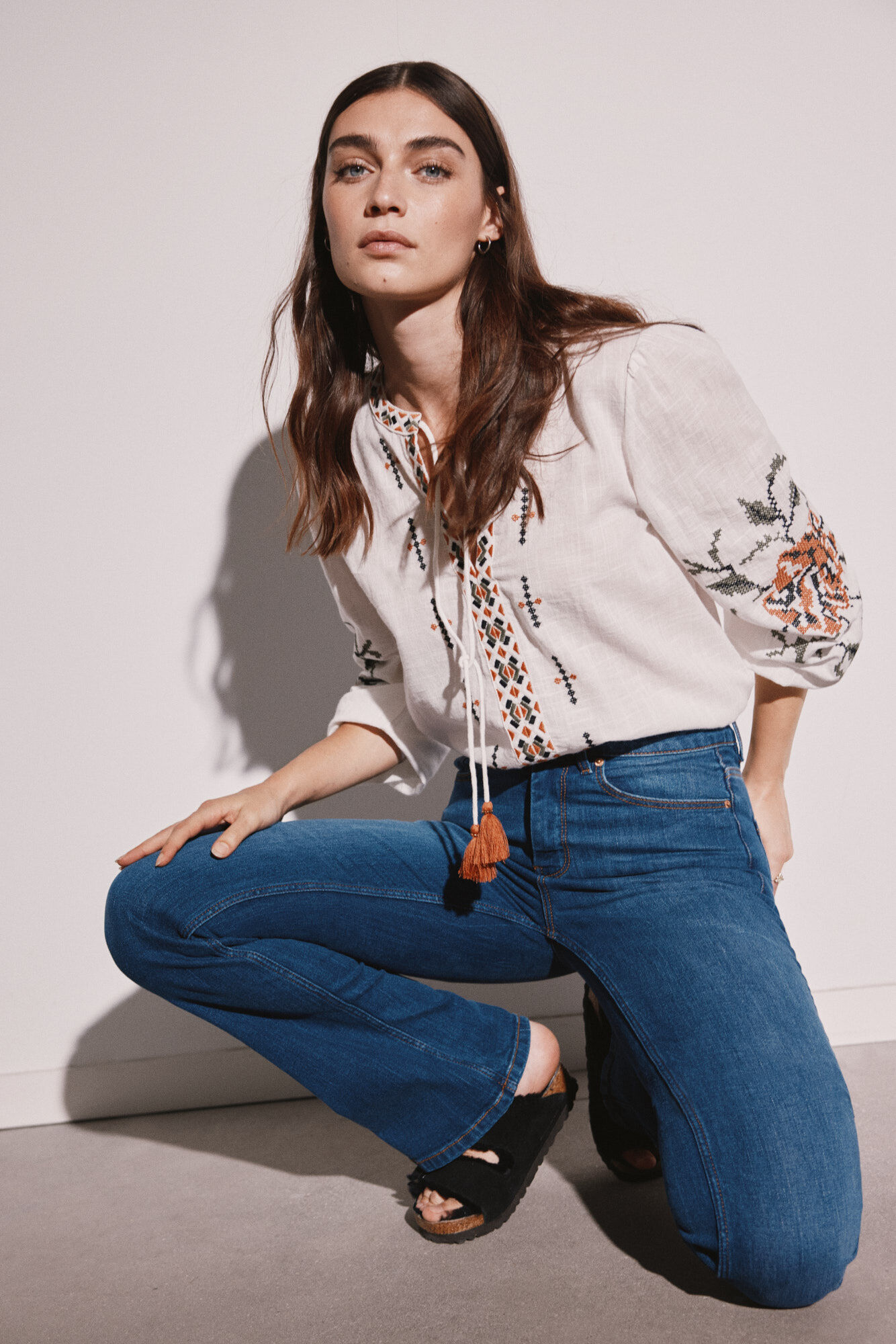 Calça jeans com lavagem sustentável e corte bota™