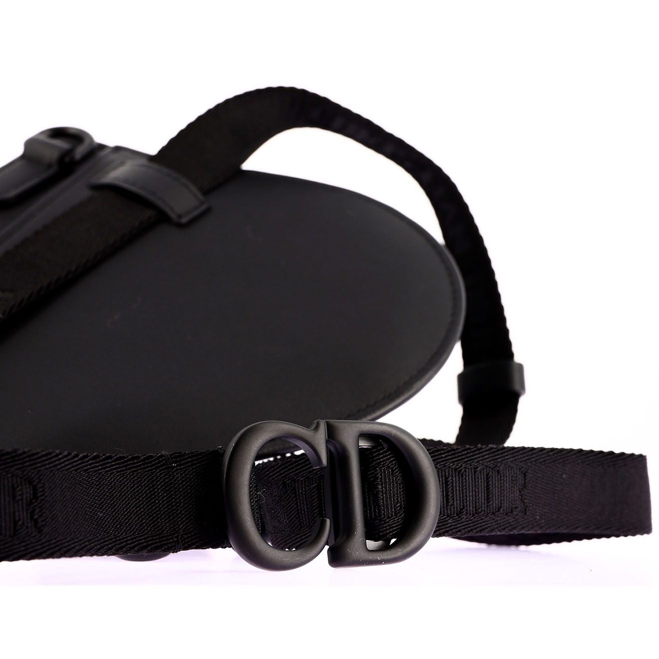 Dior Sac ceinture Saddle en Cuir noir - Neuf avec étiquette - L.18 cm