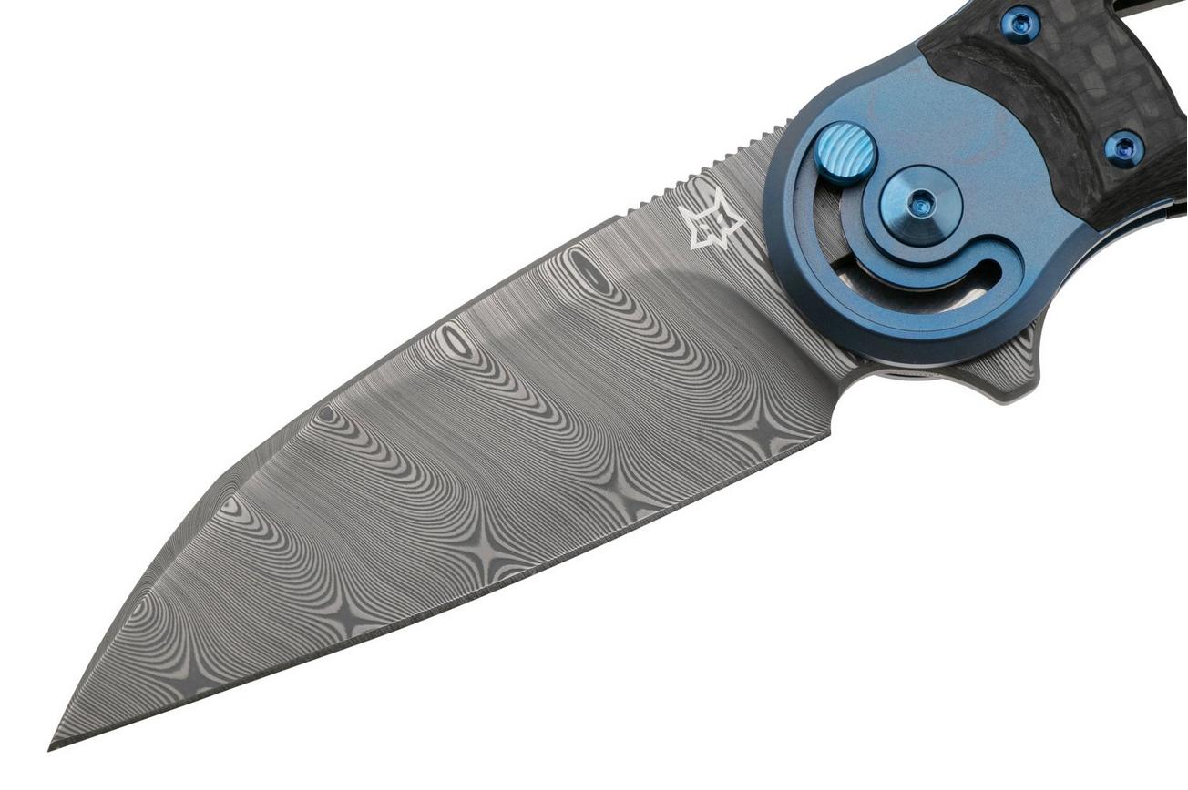 Fox Metamorphosis FX-556-B1 Damascus Wharncliffe, 3K Carbonfiber, Blue Titanium bolster zakmes