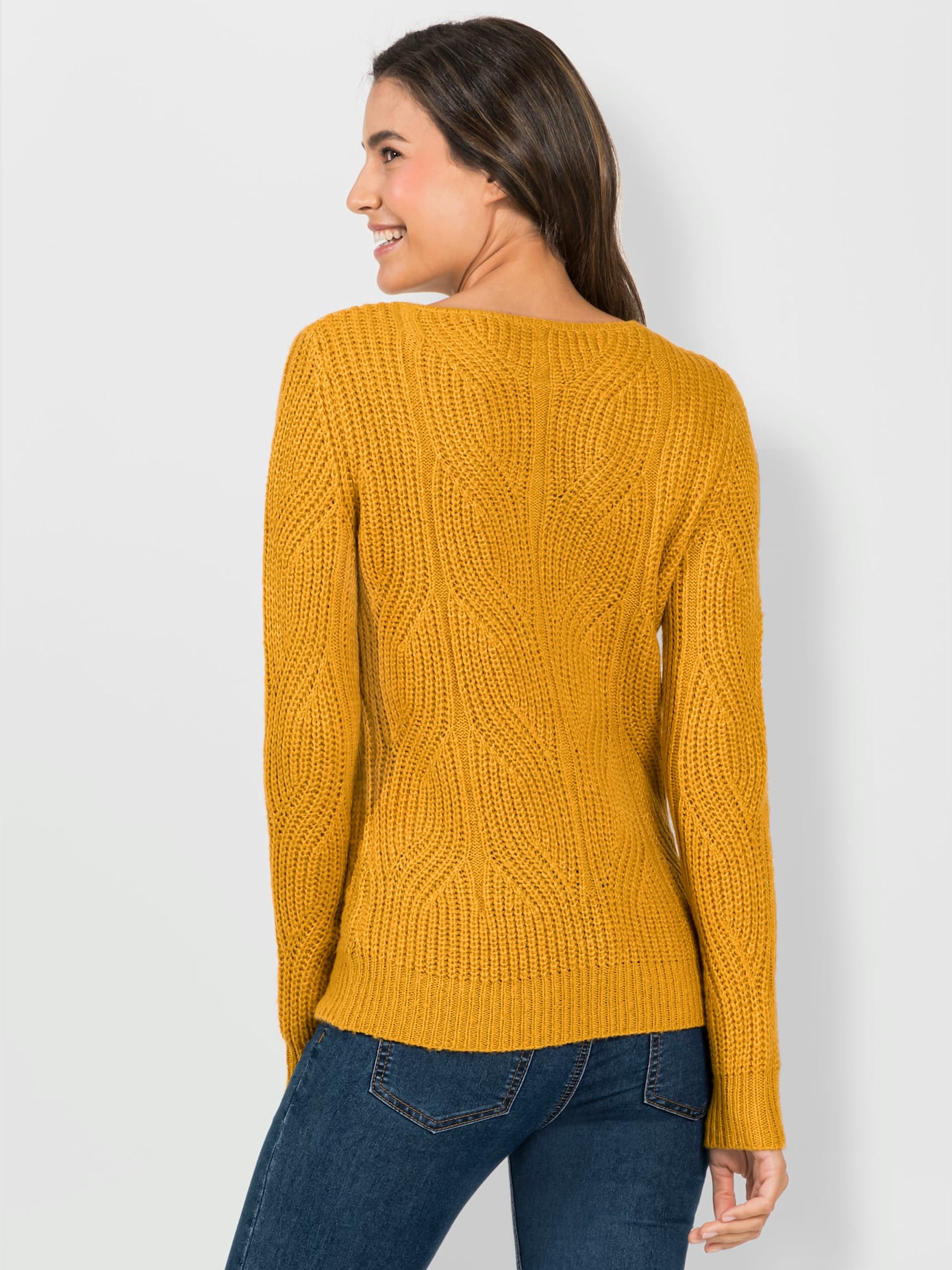 Pull en tricot entretien facile