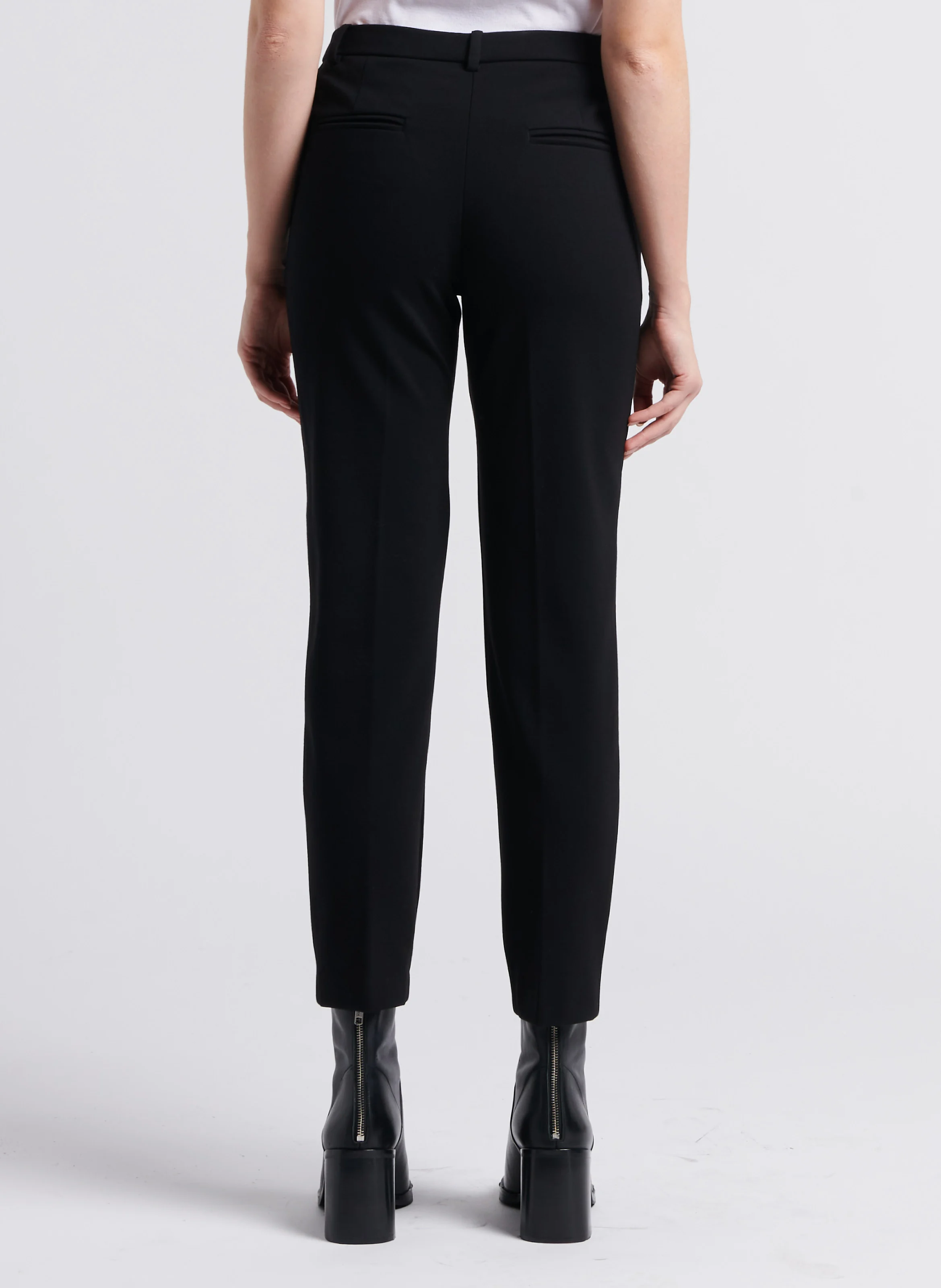 BELLO - Pantalon cigarette droit en maille | Noir